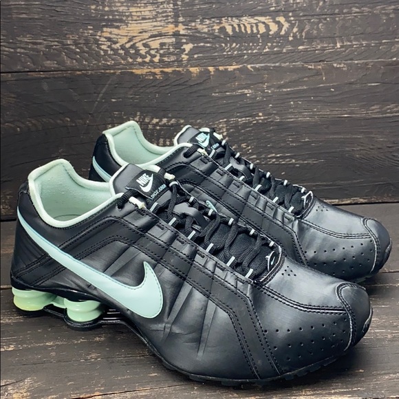 nike shocks junior